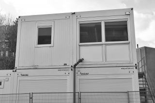 Maison container : prix, isolation et part du bois